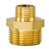 Ниппель переходной латунный   ММ - 3/8"на 1/4"