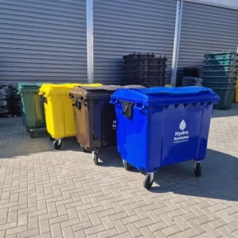 Пластиковый контейнер для мусора с колесиками и крышкой, 1100 л, зеленый