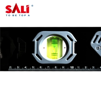 Уровень алюминиевый строительный, противоударный, с магнитом 50 см, SALI