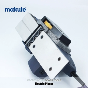 Рубанок электрический 600W, 16000 об/мин, 82X1,5мм, Makute