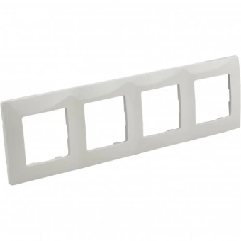 Рамка 4 постовая белый NILOE Legrand