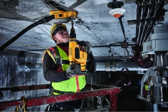 Перфоратор DeWalt D25481K 1050W 6.1J SDS-Max