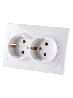 Розетка двойная 2P+E 16A белая LUNA 1000kW