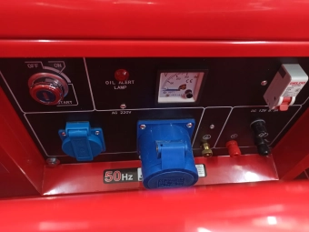 Дизельный однофазный малошумный электрогенератор мощностью 5-5,5kW, DG6500SE, GX NewLand 