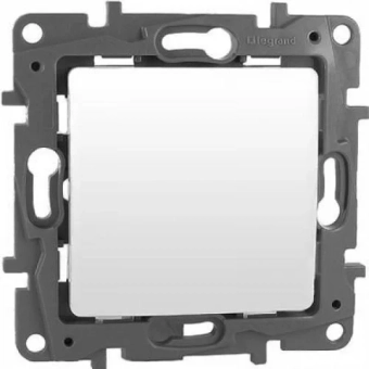 Выключатель 1P 10A белый NILOE Legrand