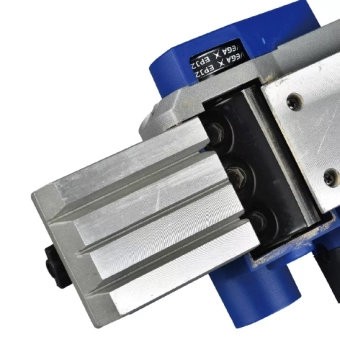 Рубанок электрический (ручной строгальный станок для дерева), 560Вт, 16000об/мин, 82*1мм, Sali 5821